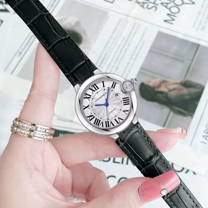 Luxury Watch Trading - 外国貿易で人気の高いライトラグジュアリーミニマリストレディースクォーツ時計、エレガントなローマ数字とクラシックなブルーの針、耐水性と耐摩耗性があり、色褪せしません、レディース腕時計、ファッショナブルで多用途なニッチライトラグジュアリーレディース腕時計、職場、カジュアルな日常着に最適、海外で人気の売れ筋商品、多用途なレディース装飾時計。