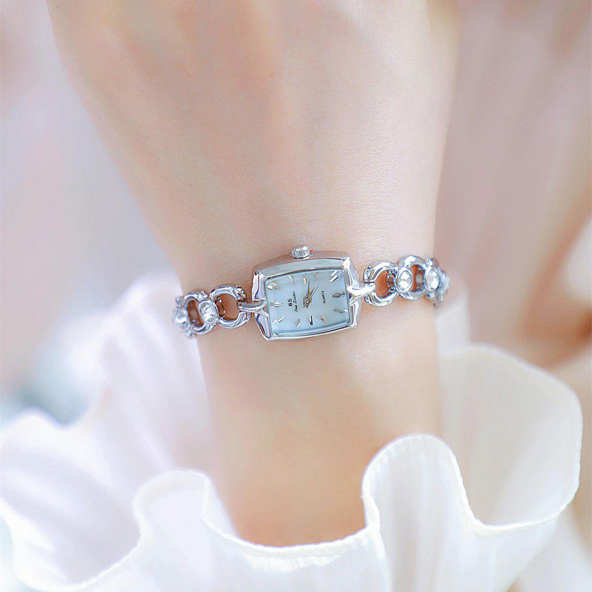UTHAI 腕時計女性のためのライト高級ブランドダイヤモンド - Luxury Watch And Jewelry Brand のレビューと価格