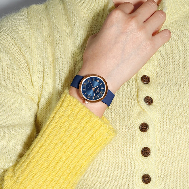 NAVIFORCE 新しい女性用デイリークォーツ時計軽量花柄 - Luxury Watch Black のレビューと価格