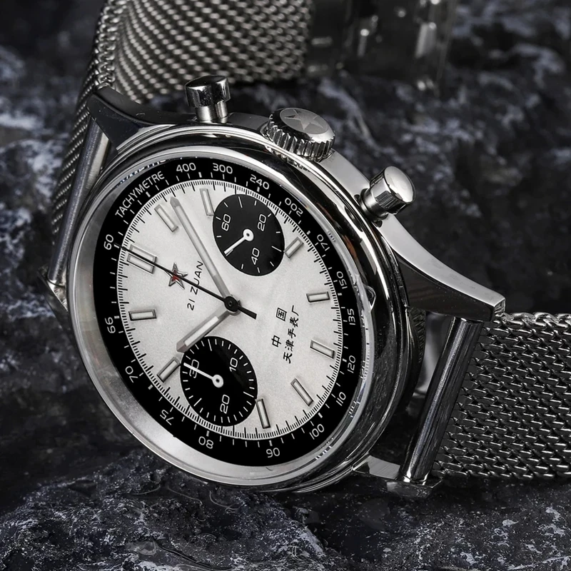 42 ミリメートル中国航空クロノグラフクォーツ 1963 腕 - Chronograph Flyback Watch のレビューと価格