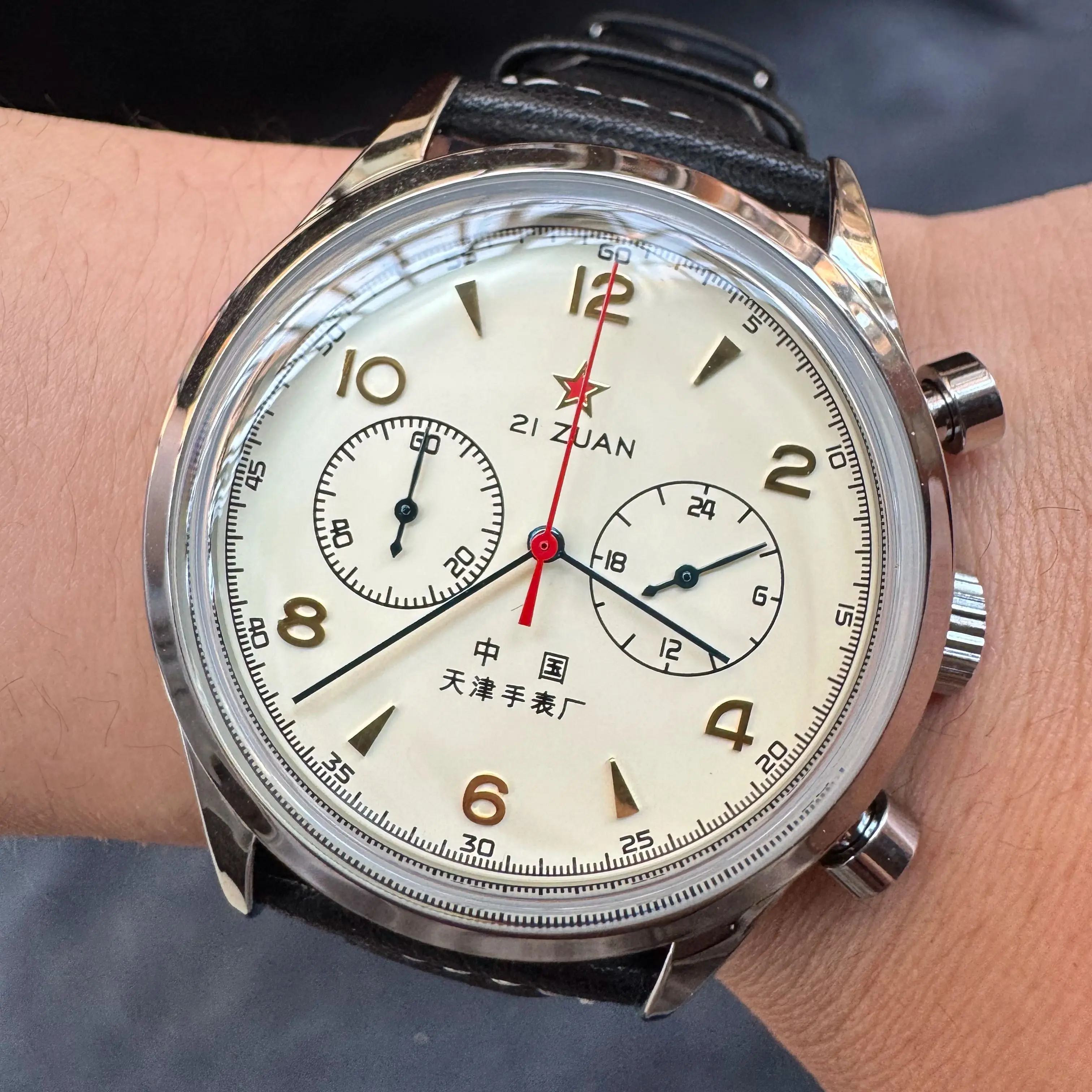 メンズ腕時計 1963 パイロット オートマチック 42mm - Chronograph Flyback Watch のレビューと価格
